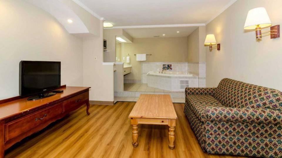 Motel 6-Newark, De Екстер'єр фото
