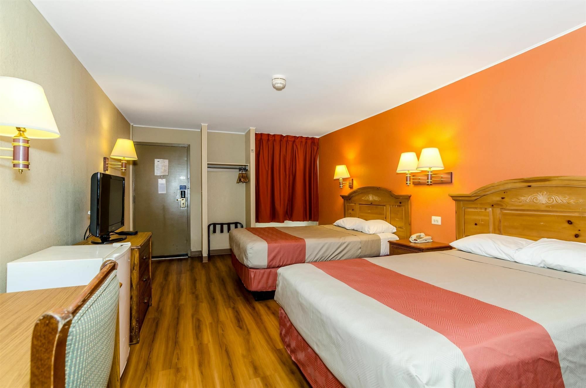 Motel 6-Newark, De Екстер'єр фото