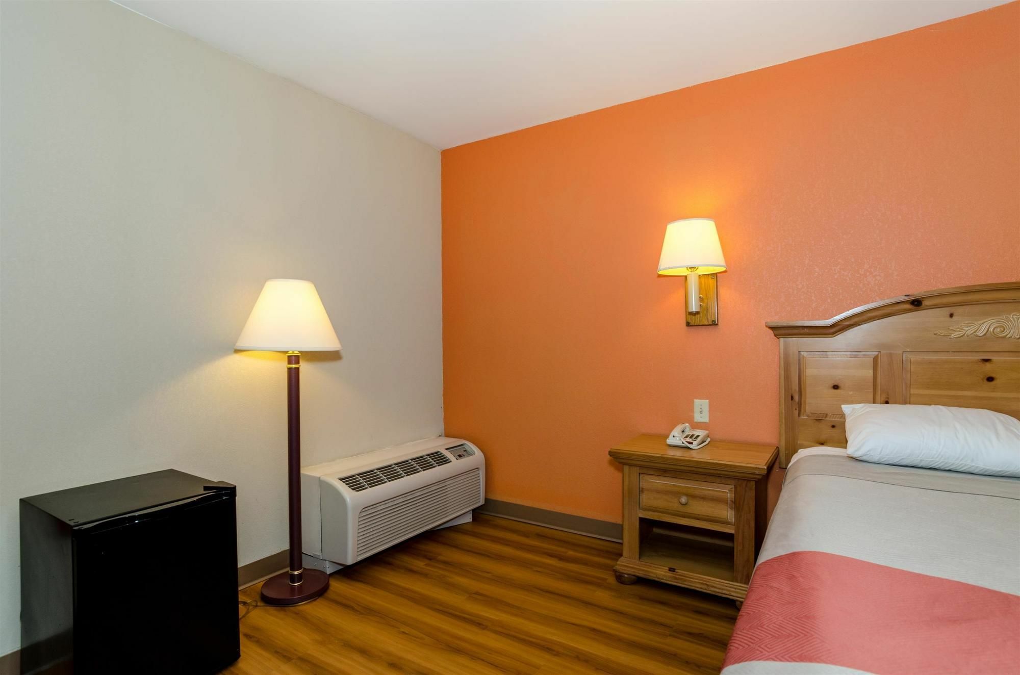 Motel 6-Newark, De Екстер'єр фото