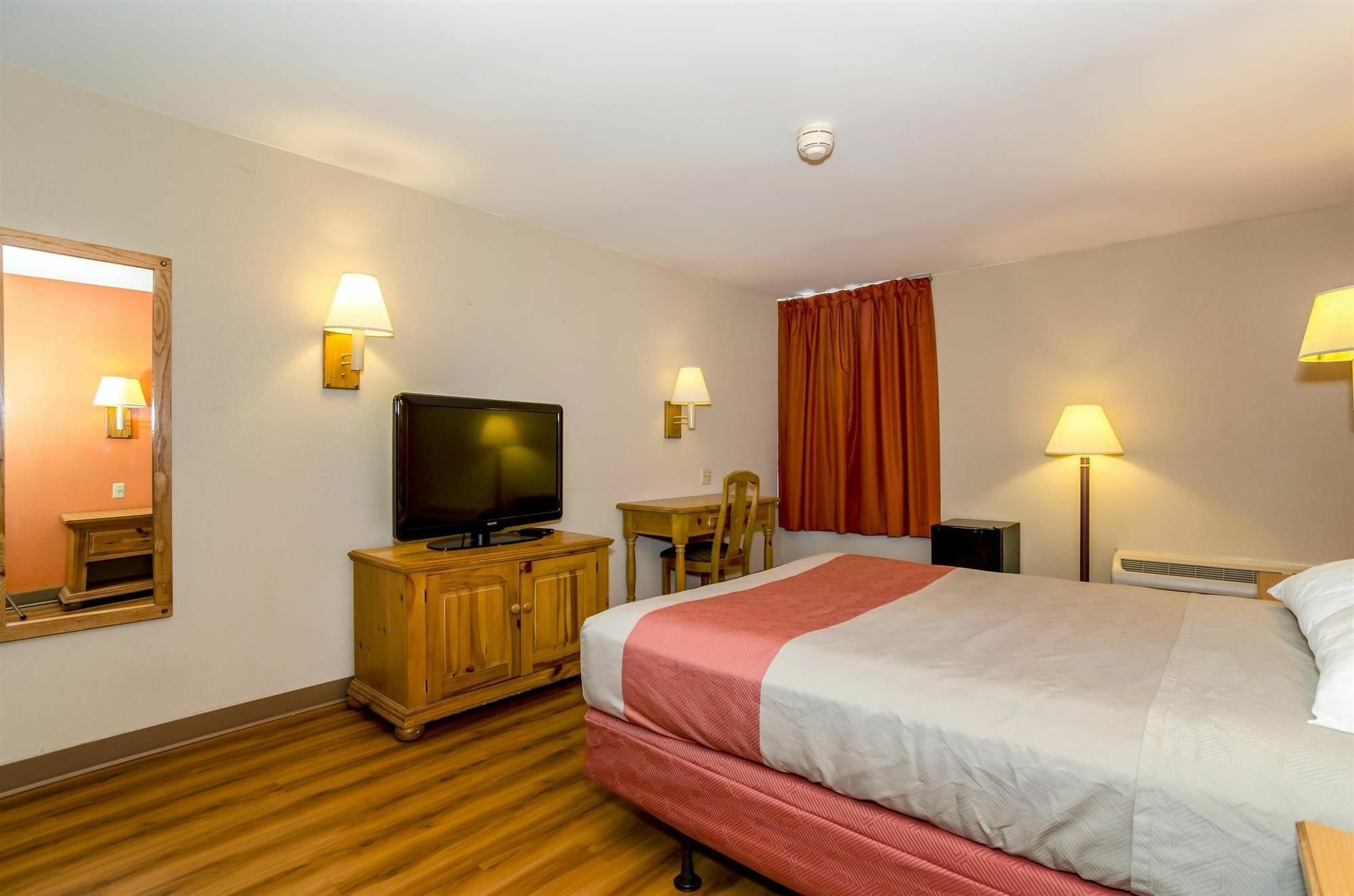 Motel 6-Newark, De Екстер'єр фото